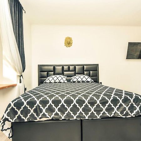 Luxury Heritage Apartment Zara Antica Екстер'єр фото