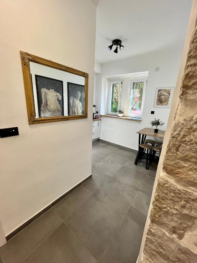 Luxury Heritage Apartment Zara Antica Екстер'єр фото