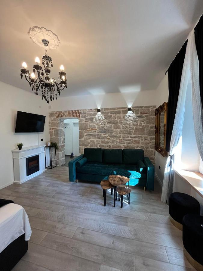 Luxury Heritage Apartment Zara Antica Екстер'єр фото